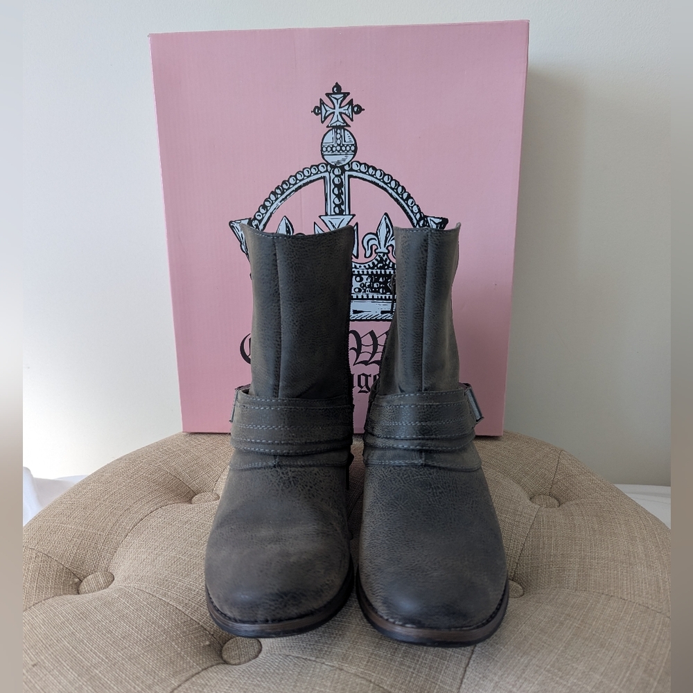 Crown Vintage Bailey Boot in Grey - Size 7.5